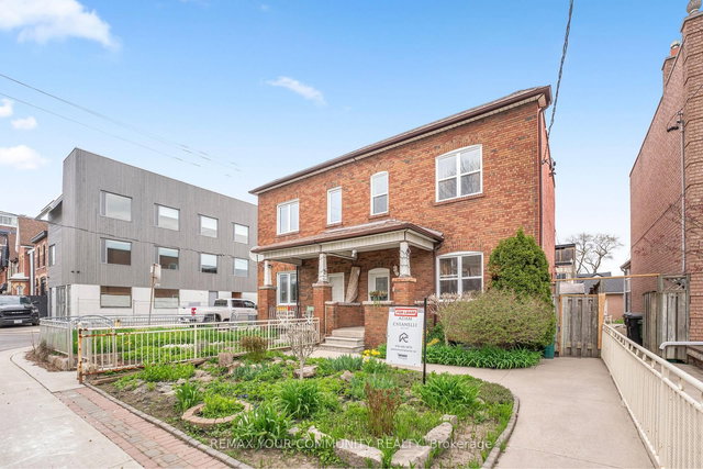 Upper - 151 Dovercourt Road
