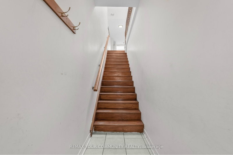 Upper - 151 Dovercourt Road