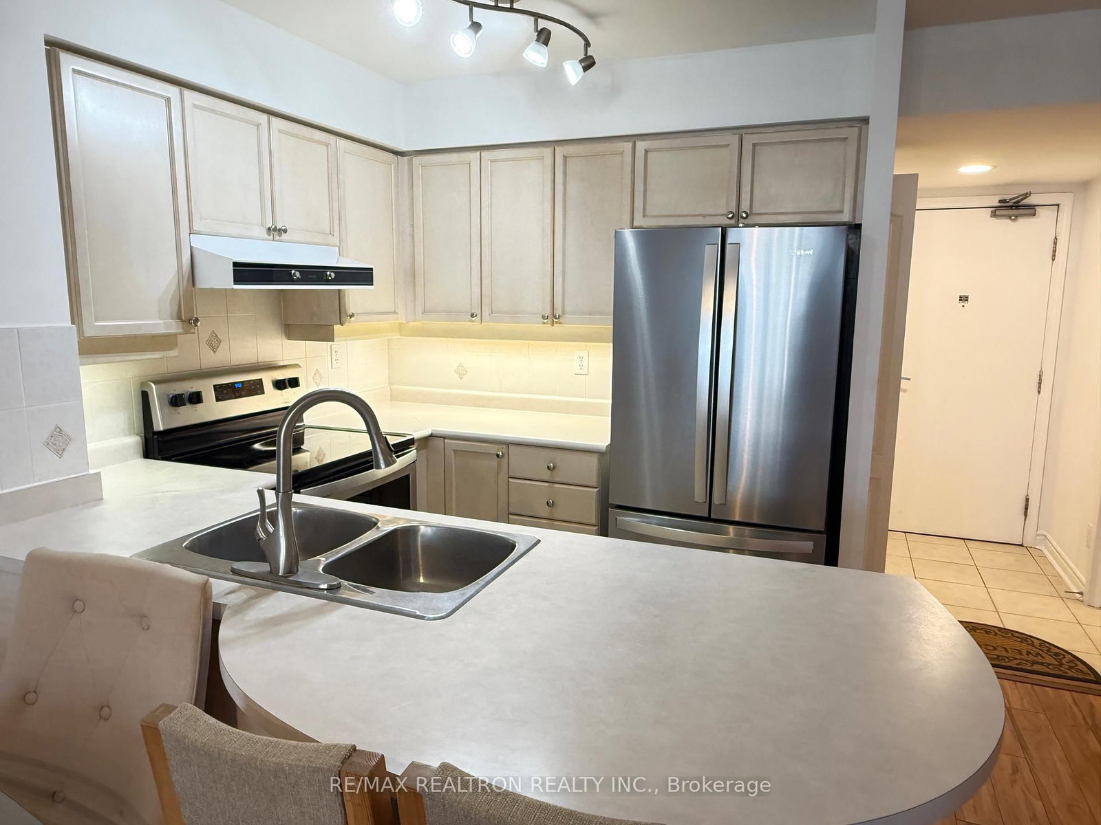 3 Rean Drive, Unit 603 - Photo 14