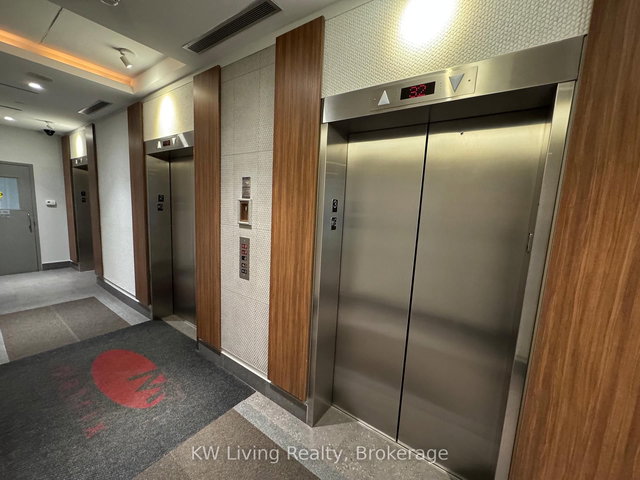 2208 - 373 Front Street W