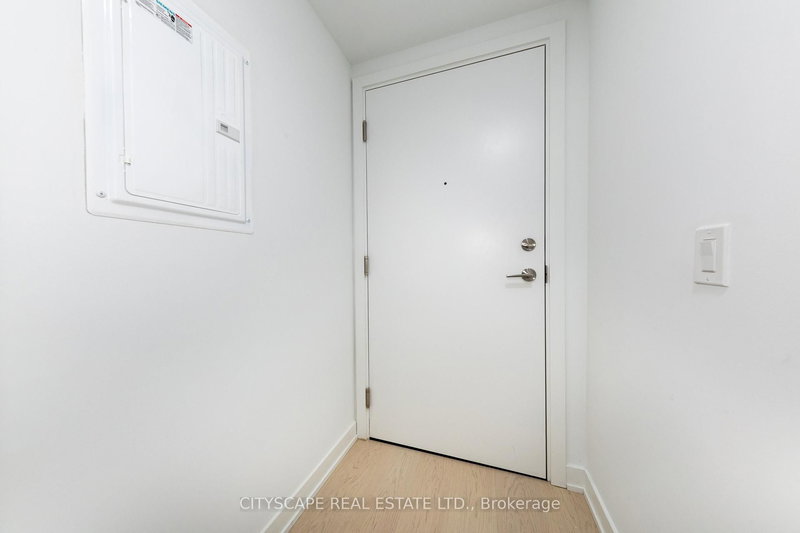 4805 - 252 Church St, Toronto, M5B 1Z2 | Image 2
