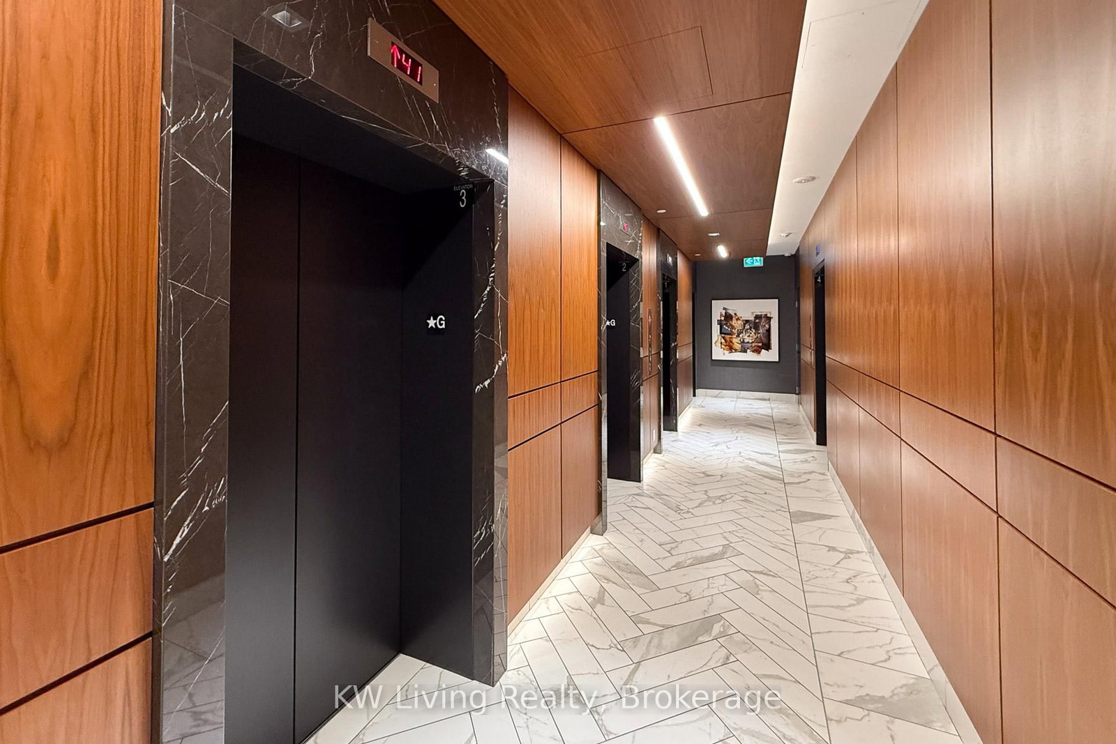 327 King Street W, Unit 1302 - Photo 27