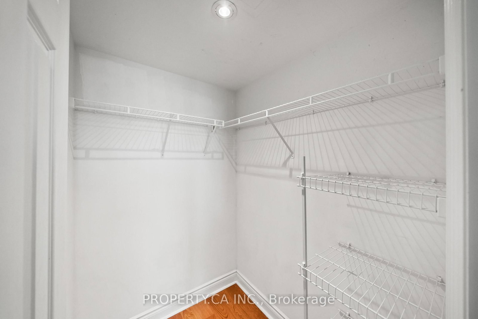 15 Greenview Avenue, Unit 309 - Photo 13