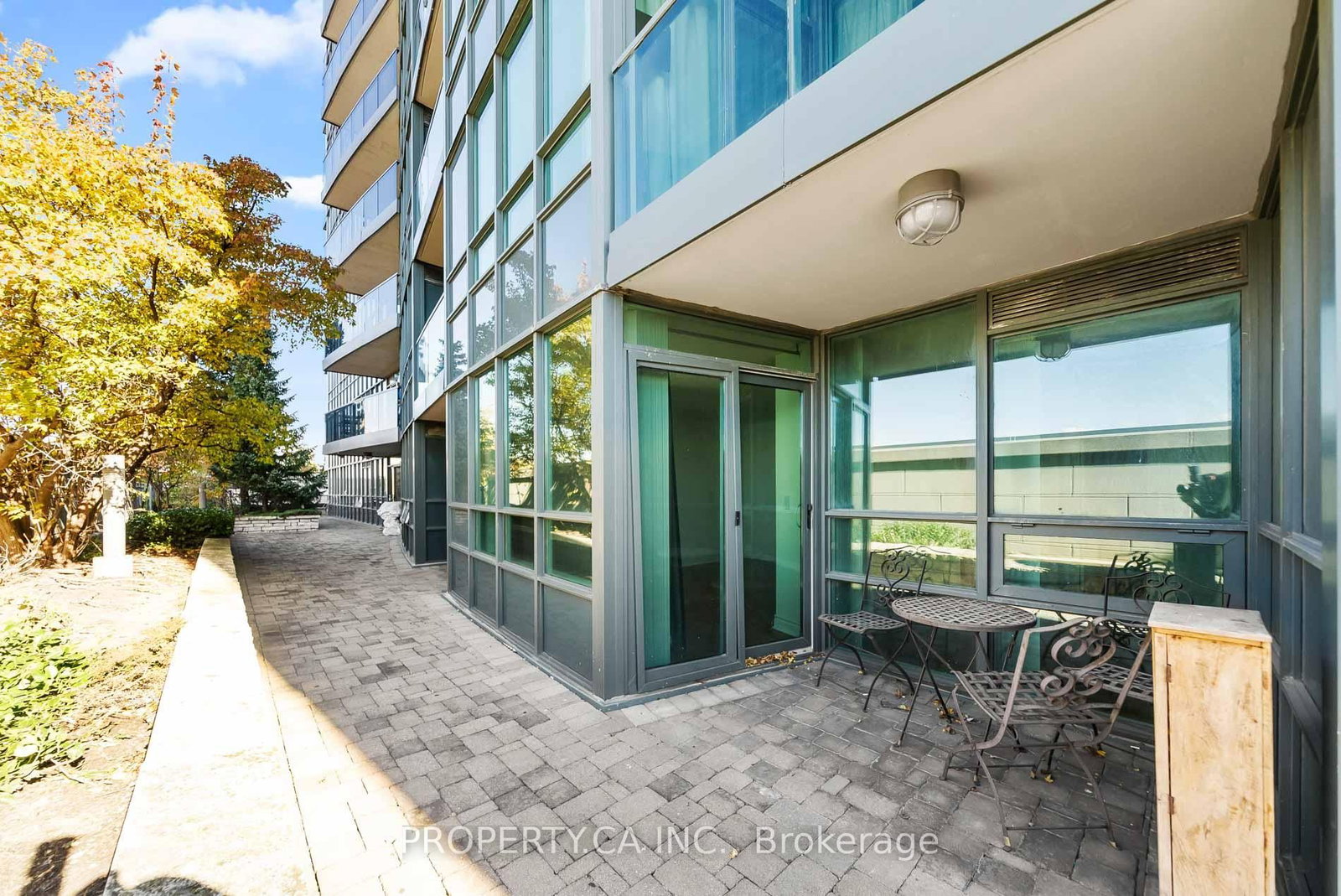 15 Greenview Avenue, Unit 309 - Photo 15