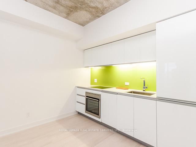 20 Gladstone Avenue, Unit 711 - Photo 8