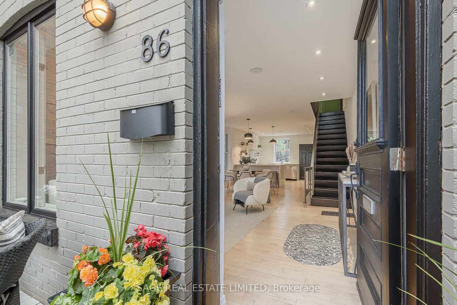 86 Dupont Street - Photo 4