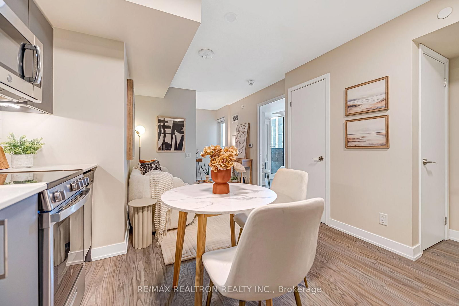 38 Monte Kwinter Court, Unit 501 - Photo 7