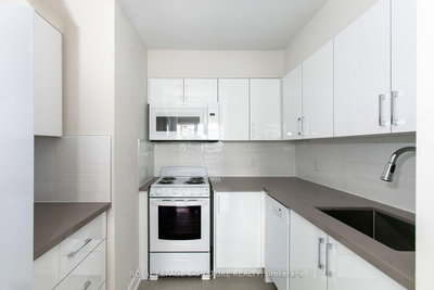 210 - 33 Isabella St | Toronto | Image