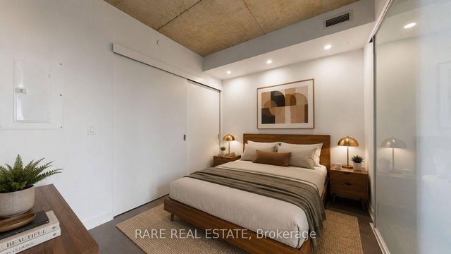 LPH 26 - 1030 King Street W