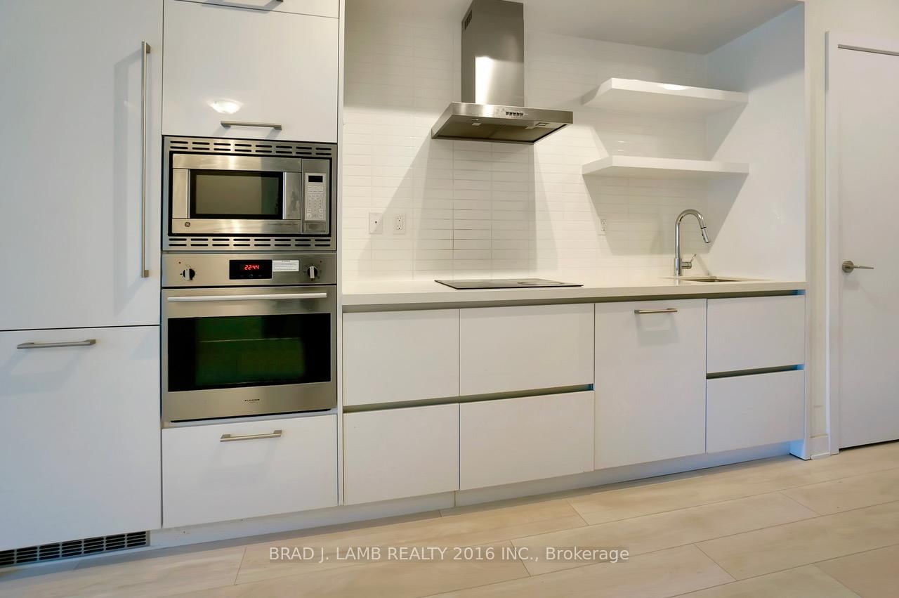 2221 Yonge Street, Unit 605 - Photo 3