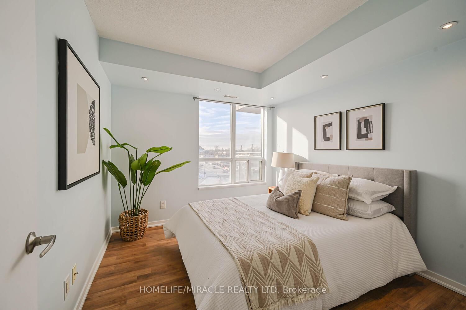 801 Sheppard Avenue W, Unit 608 - Photo 24