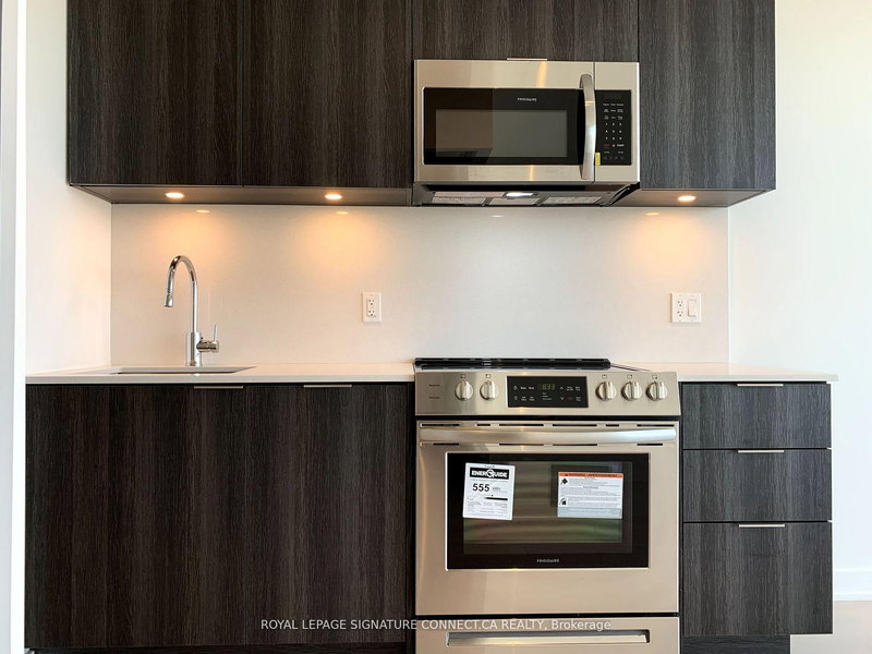 2413 - 25 Richmond St E, Toronto, M5C 0A6 | Image 3