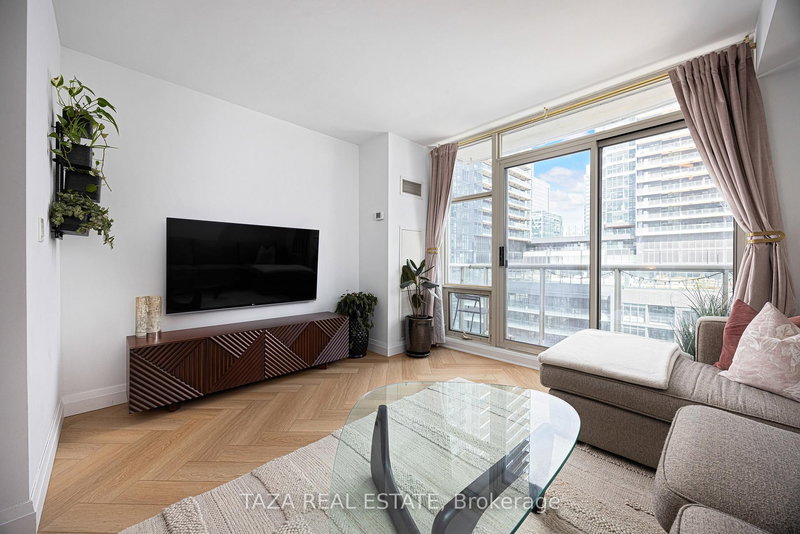1705 - 10 Navy Wharf Crt, Toronto, M5V 3V2 | Image 3