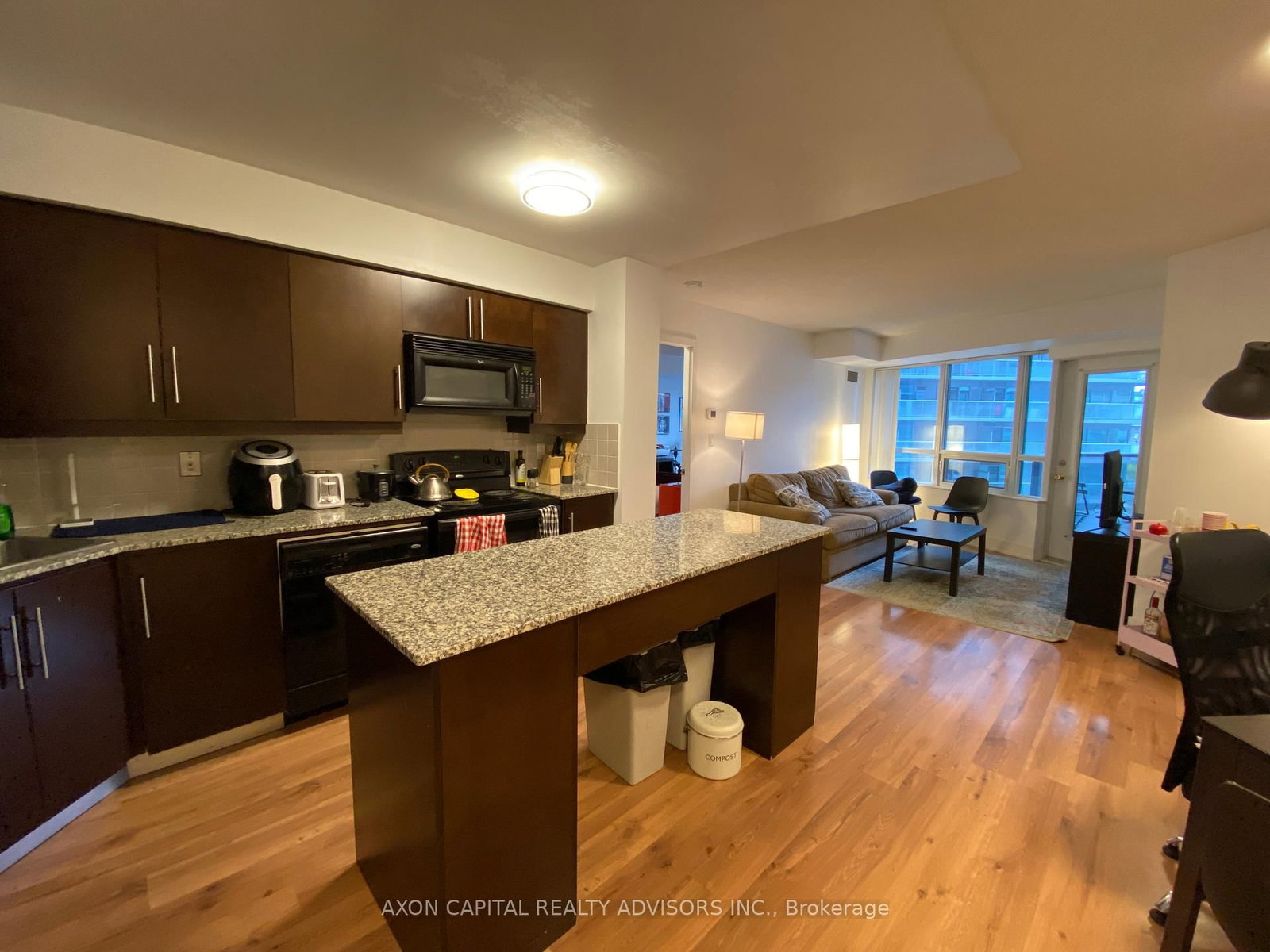 20 Blue Jays Way, Unit 901 - Photo 2