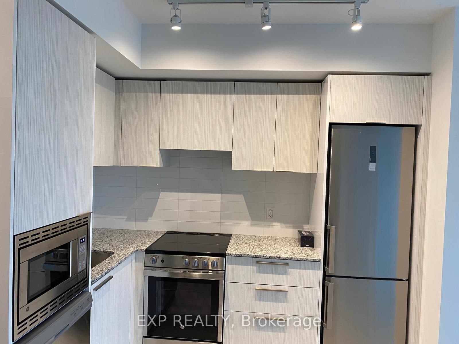 501 Yonge Street - Photo 19