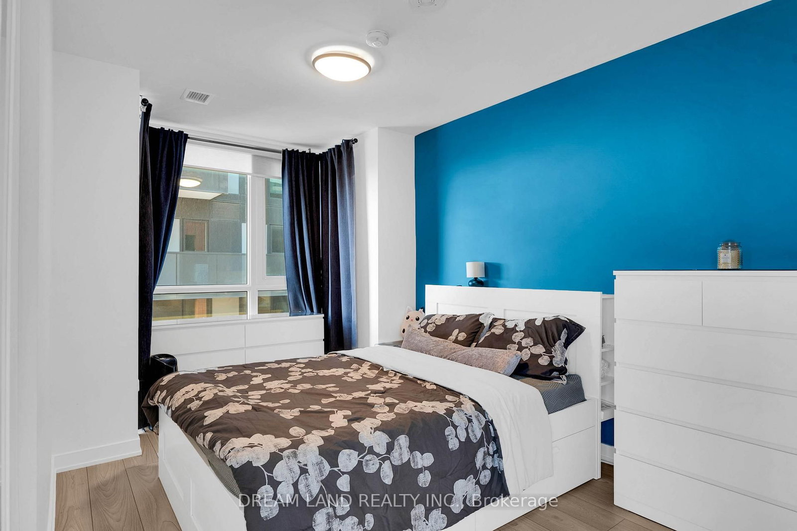 8 Tippett Road, Unit 621 - Photo 22