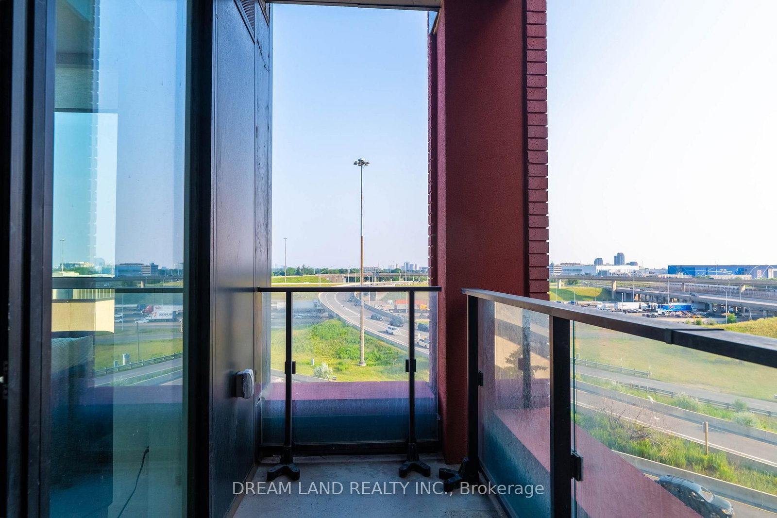 8 Tippett Road, Unit 621 - Photo 29