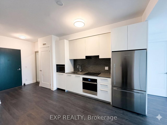 3305 - 65 Broadway Avenue