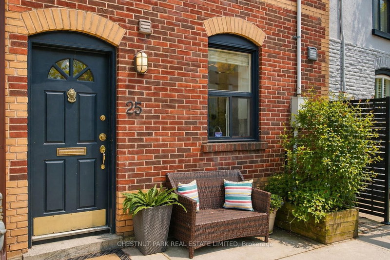 25 Bishop St, Toronto, M5R 1N3 | Image 3