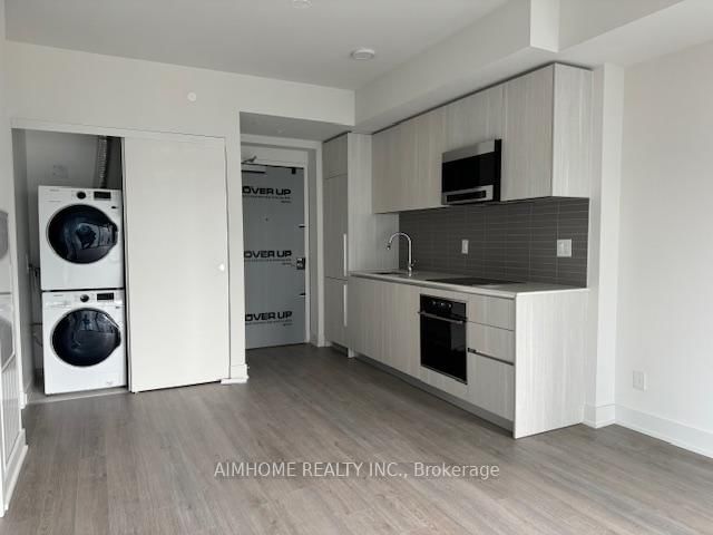 1001 - 8 Cumberland St, Toronto, M4W 0B6 | Image 3