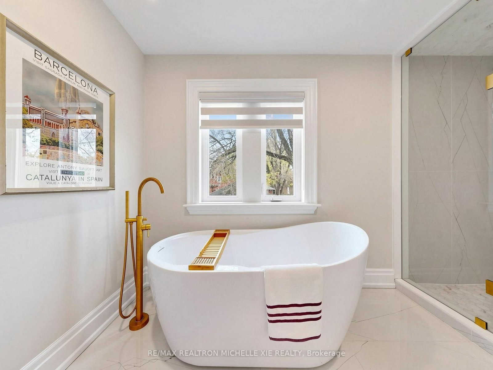 15 Strathallan Boulevard - Photo 32