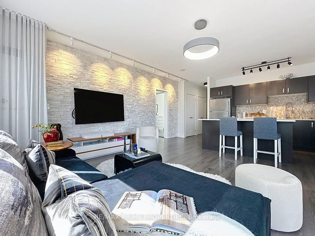 59 East Liberty Street, Unit 710 - Photo 4