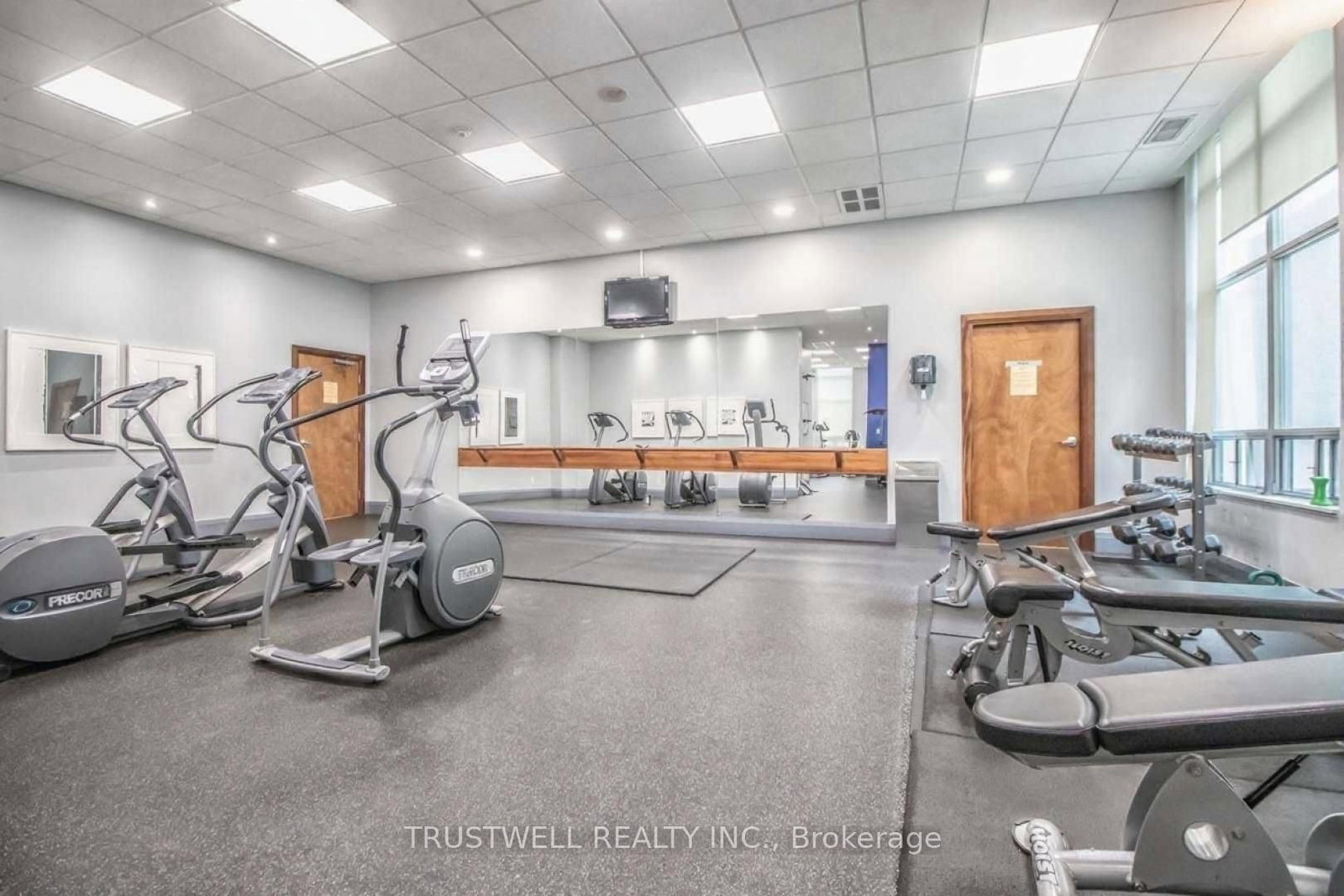 35 Bales Avenue, Unit 512 - Photo 14