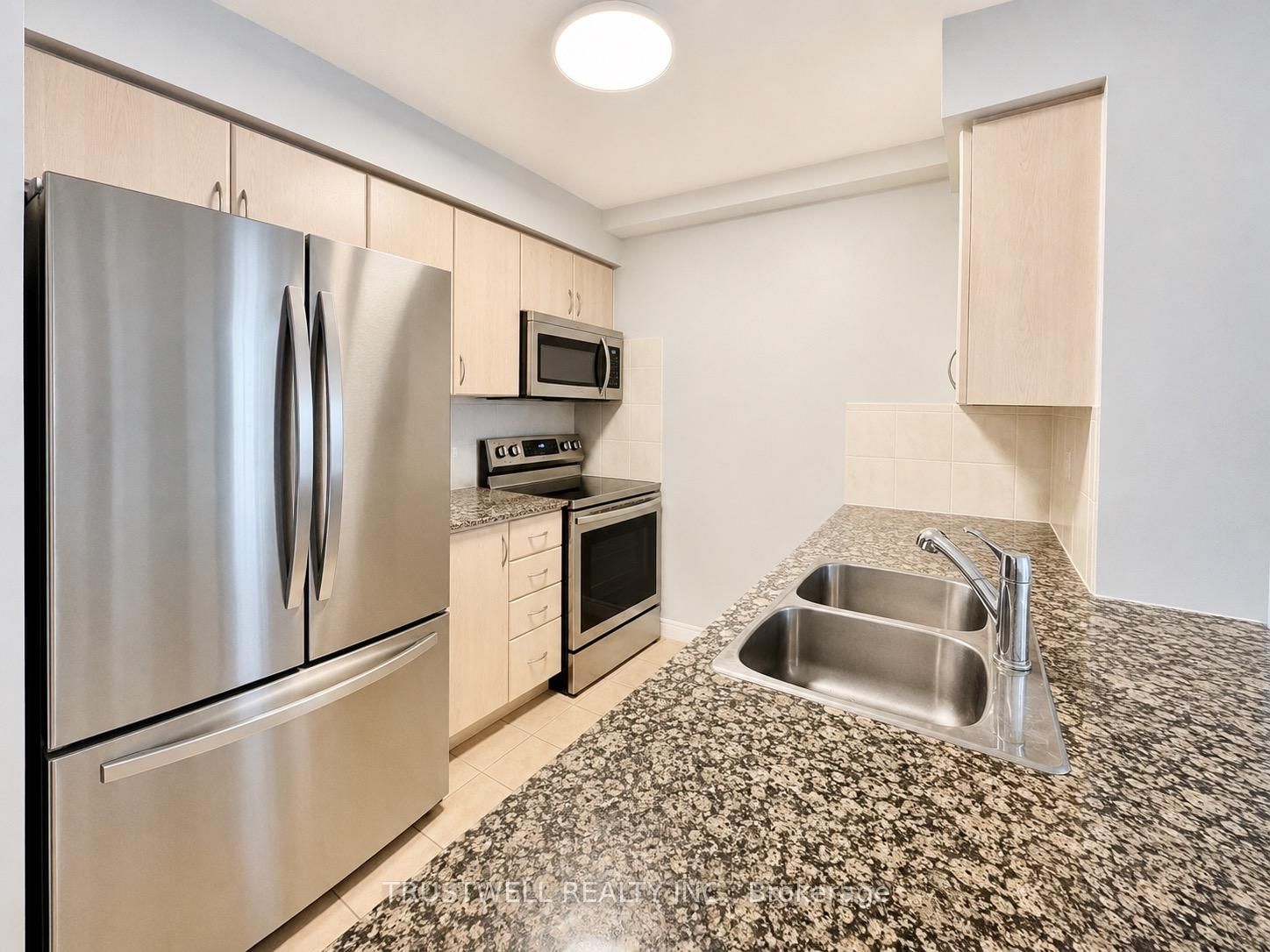 35 Bales Avenue, Unit 512 - Photo 4