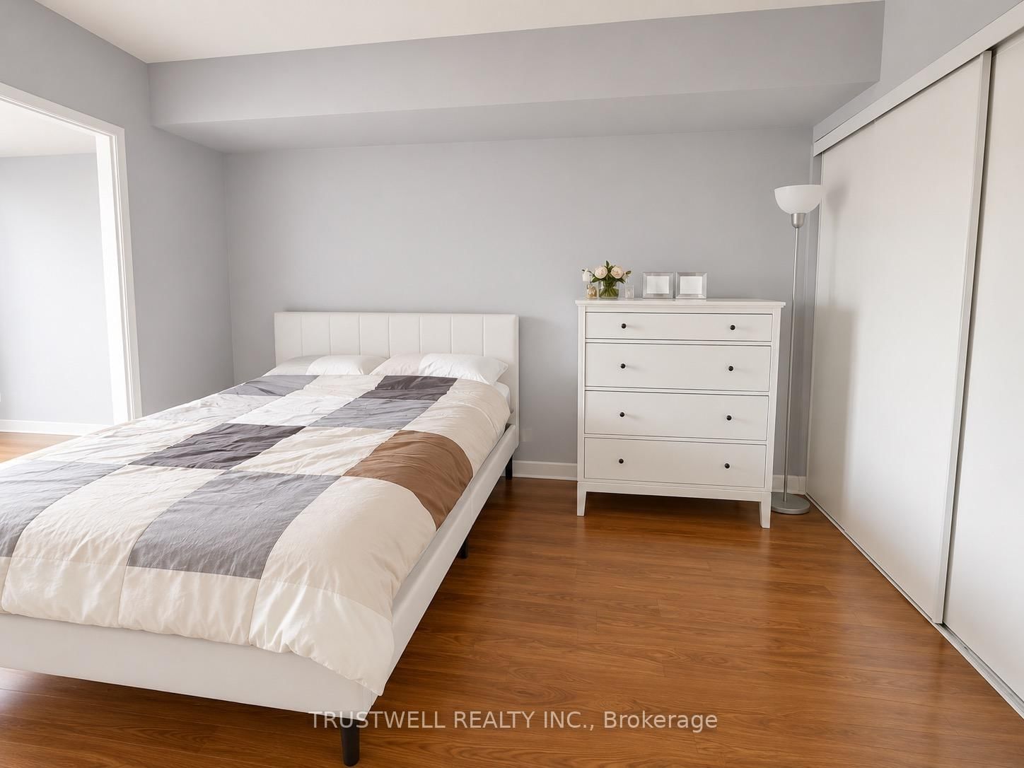 35 Bales Avenue, Unit 512 - Photo 6