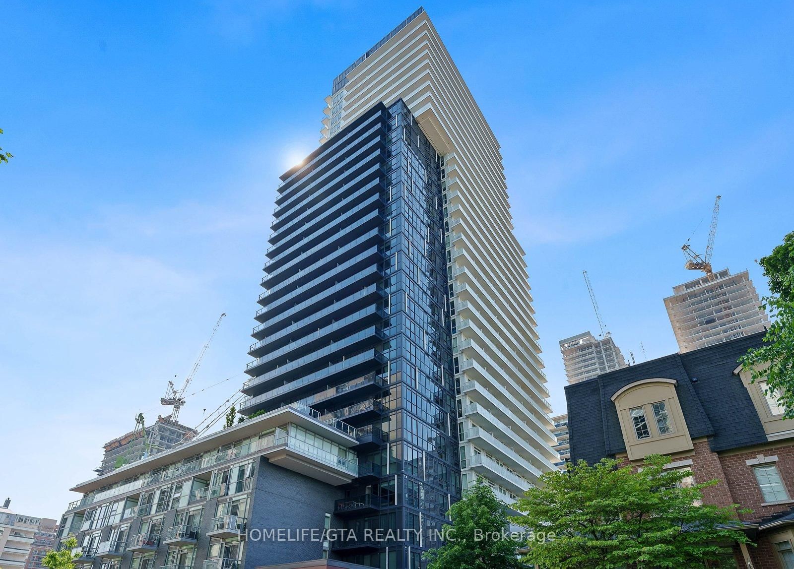 101 Erskine Avenue, Unit 3001