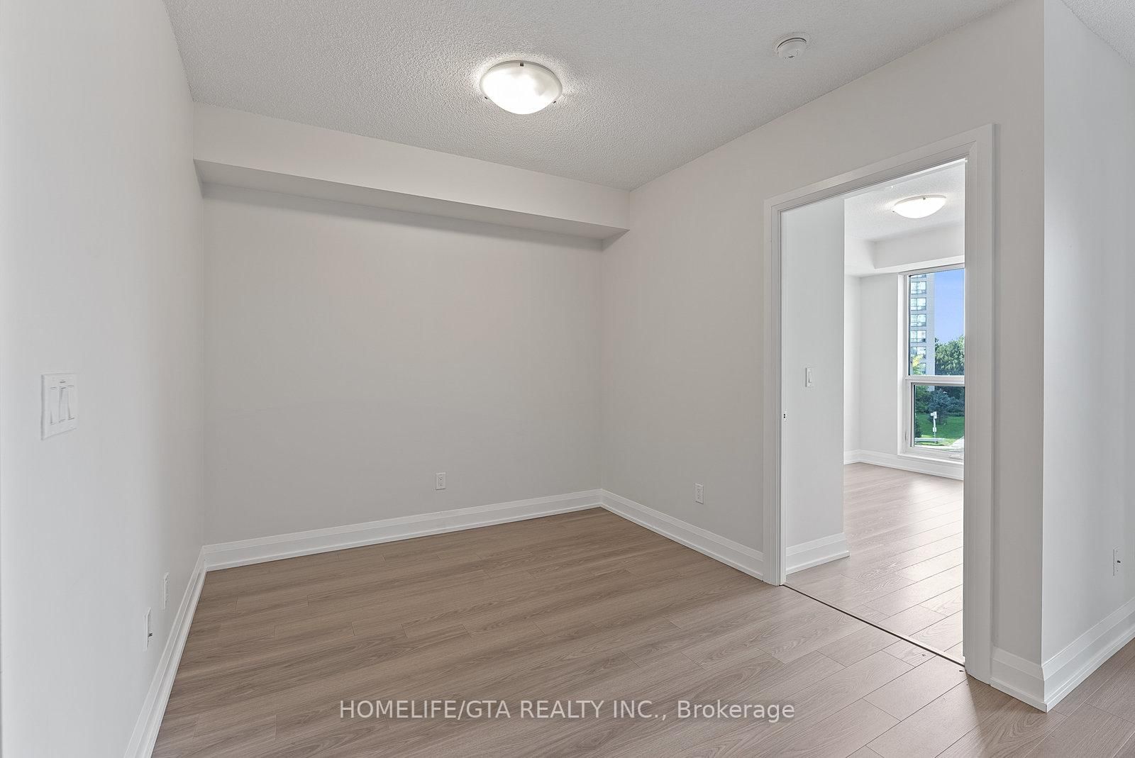 18 Graydon Hall Drive, Unit 904 - Photo 14