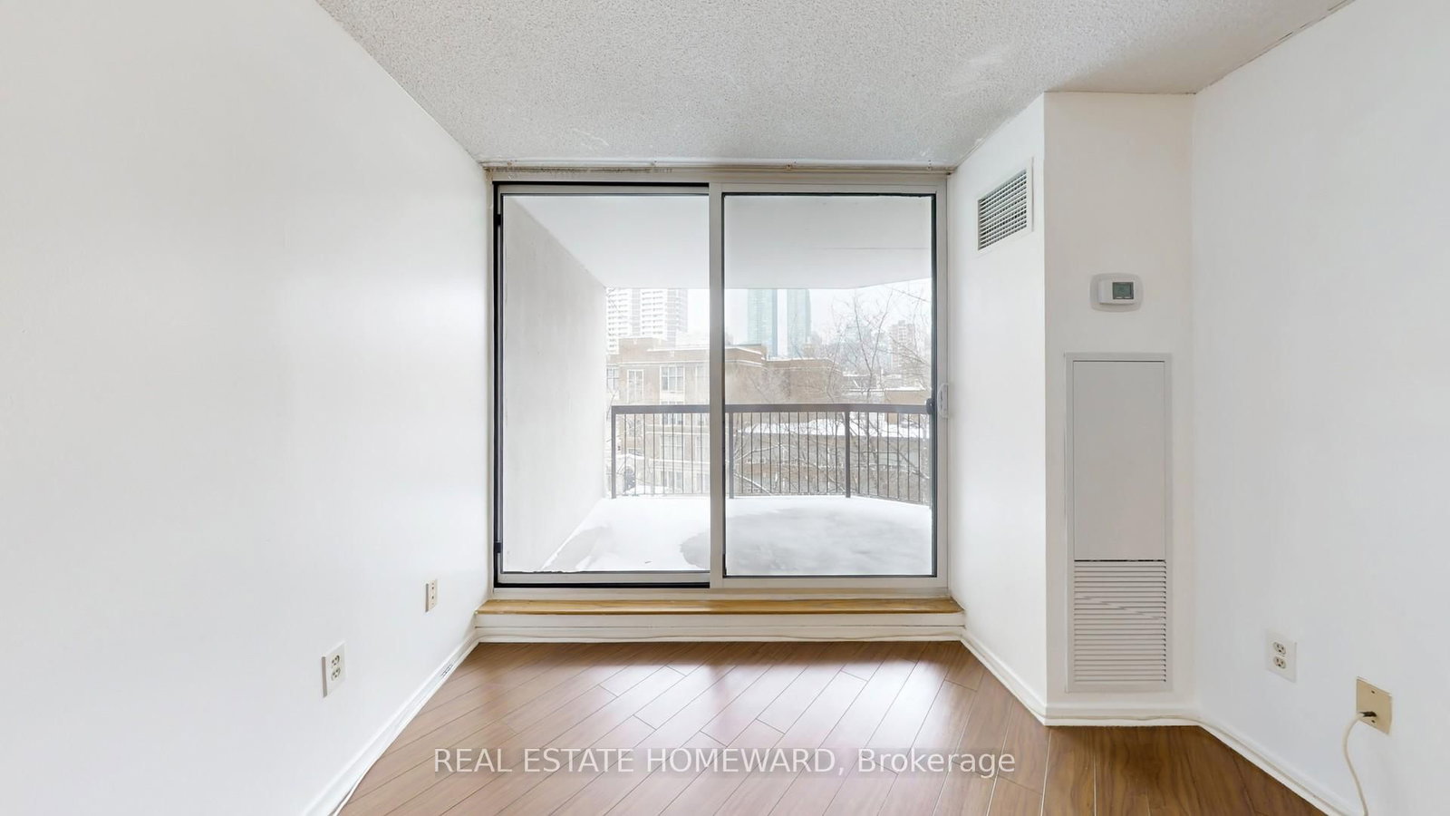 77 Maitland Place, Unit 623 - Photo 10