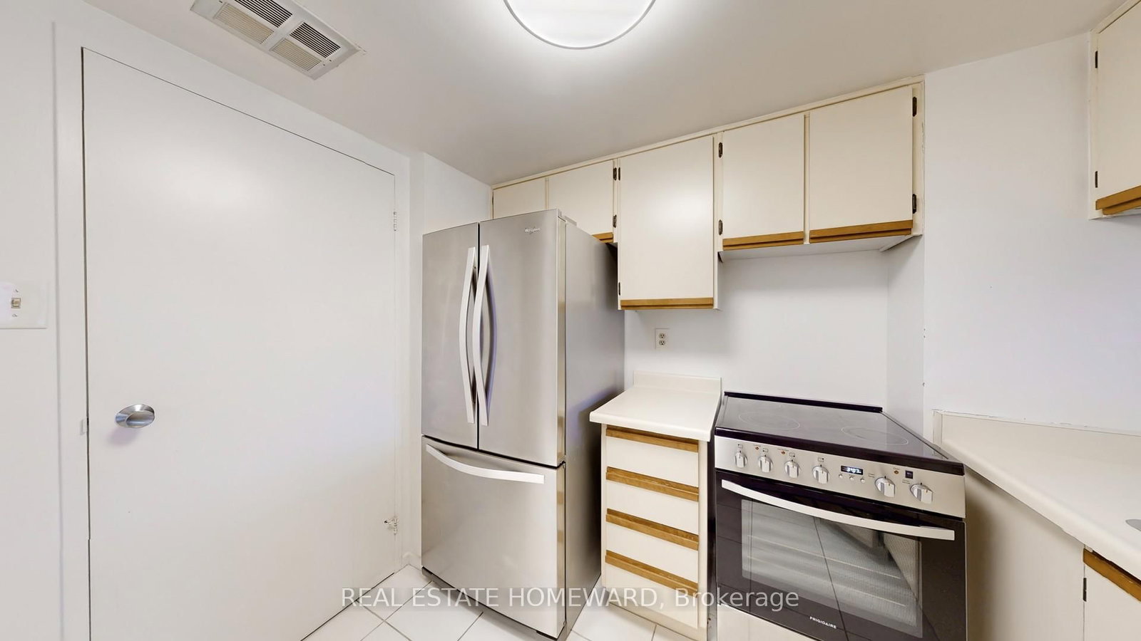 77 Maitland Place, Unit 623 - Photo 14