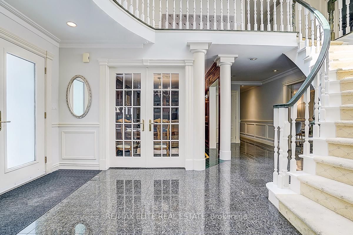 88 Old Colony Road