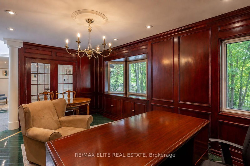 88 Old Colony Rd, Toronto, M2L 2K2 | Image 3