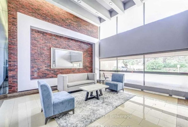 1415 - 260 260 Seneca Hill Drive W W