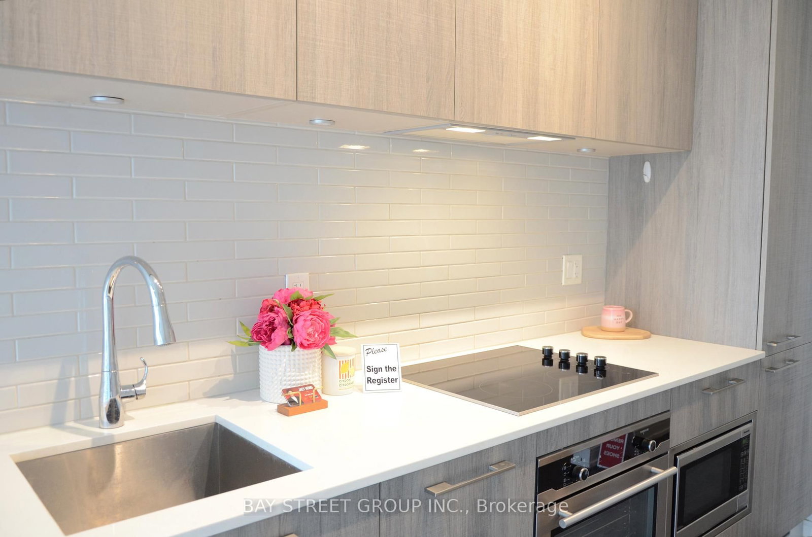 3 Gloucester Street, Unit #910 - Photo 2
