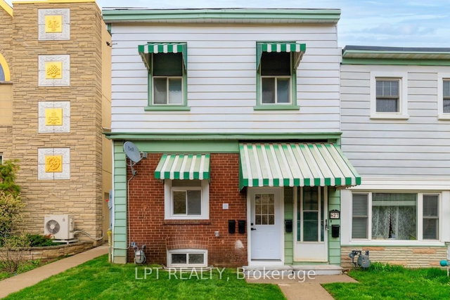 D - 627 Crawford Street