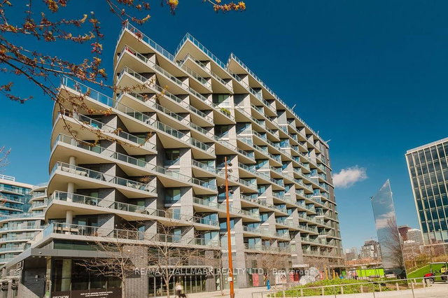 520 - 1 EDGEWATER Drive