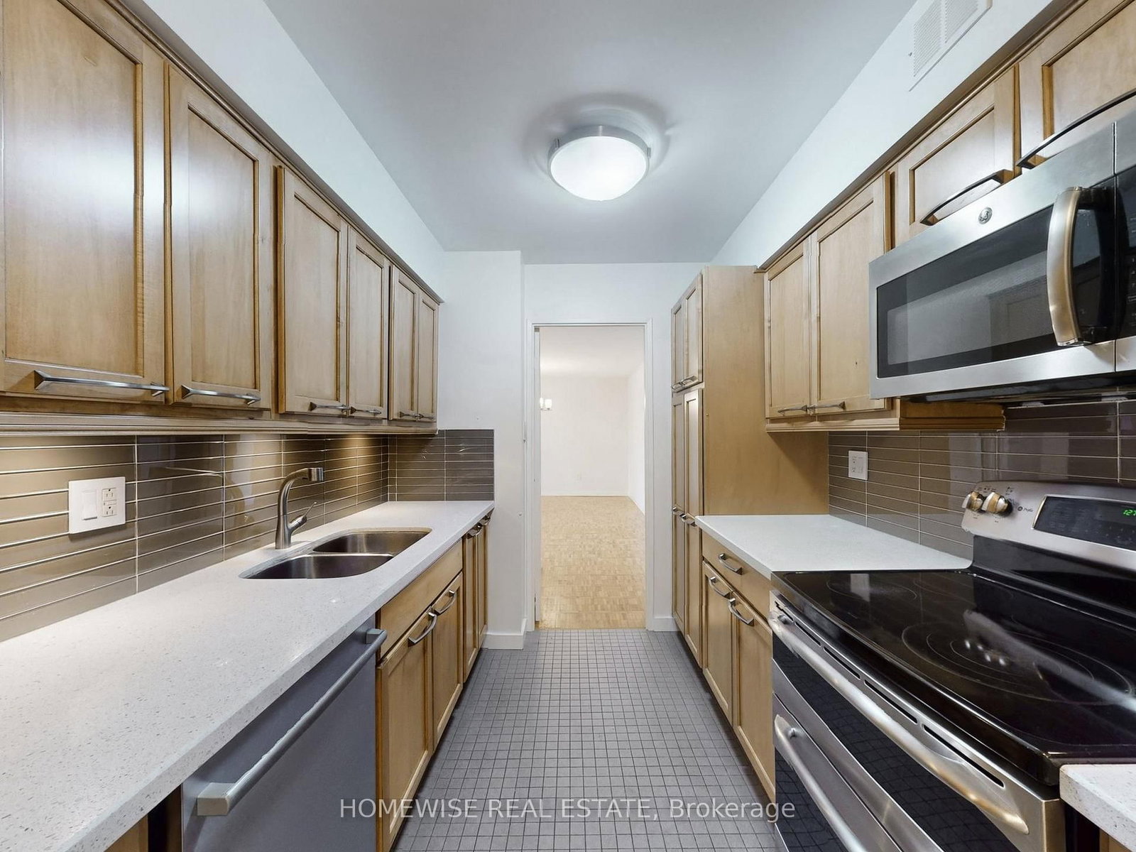 22 Shallmar Boulevard, Unit 401 - Photo 34