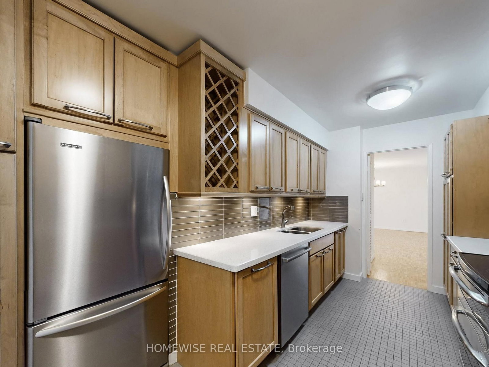 22 Shallmar Boulevard, Unit 401 - Photo 35