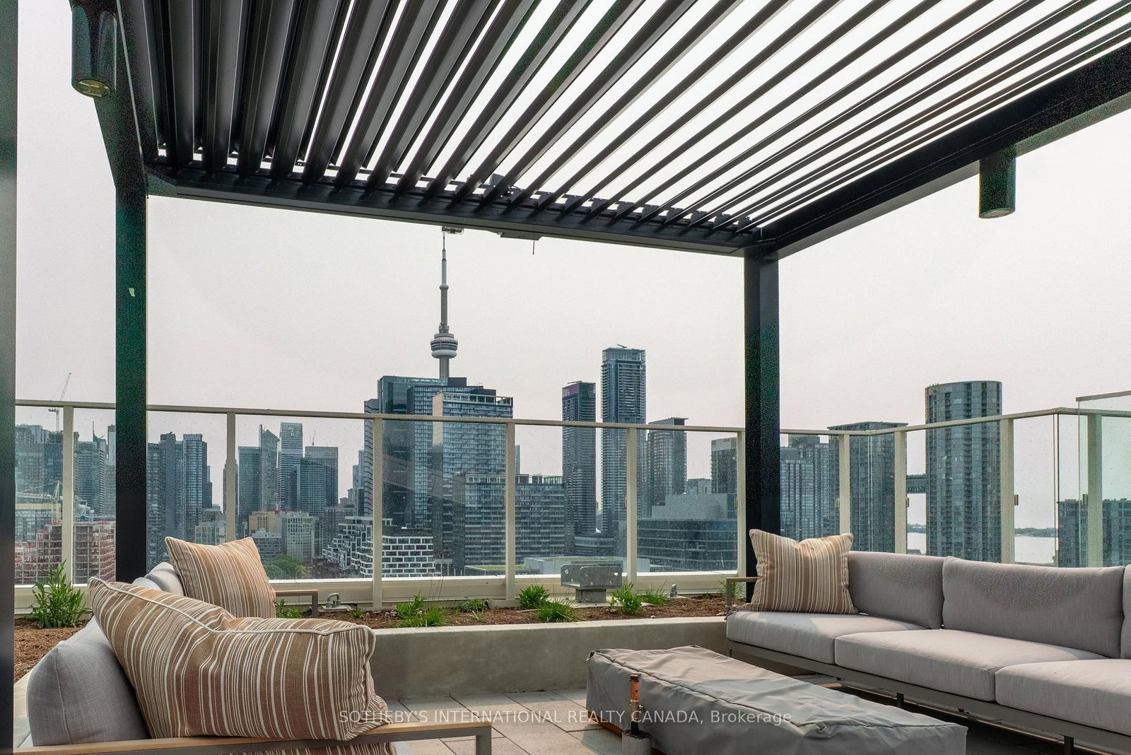 88 Bathurst Street, Unit 1413 - Photo 25