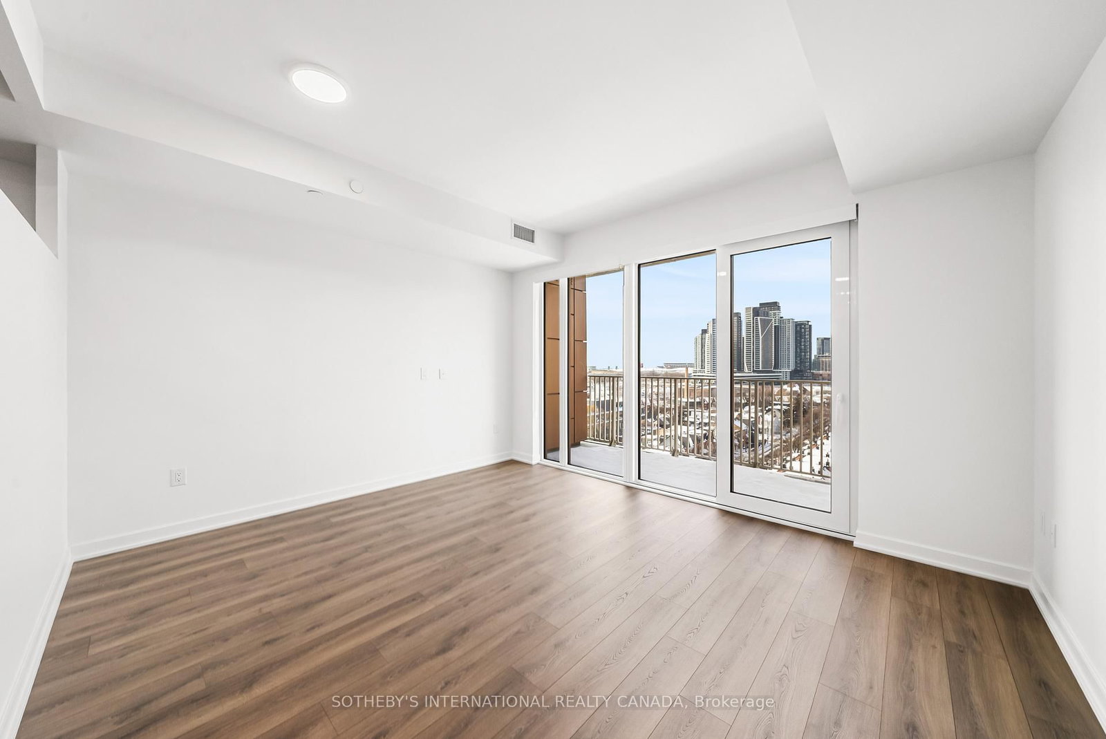 88 Bathurst Street, Unit 1413 - Photo 8