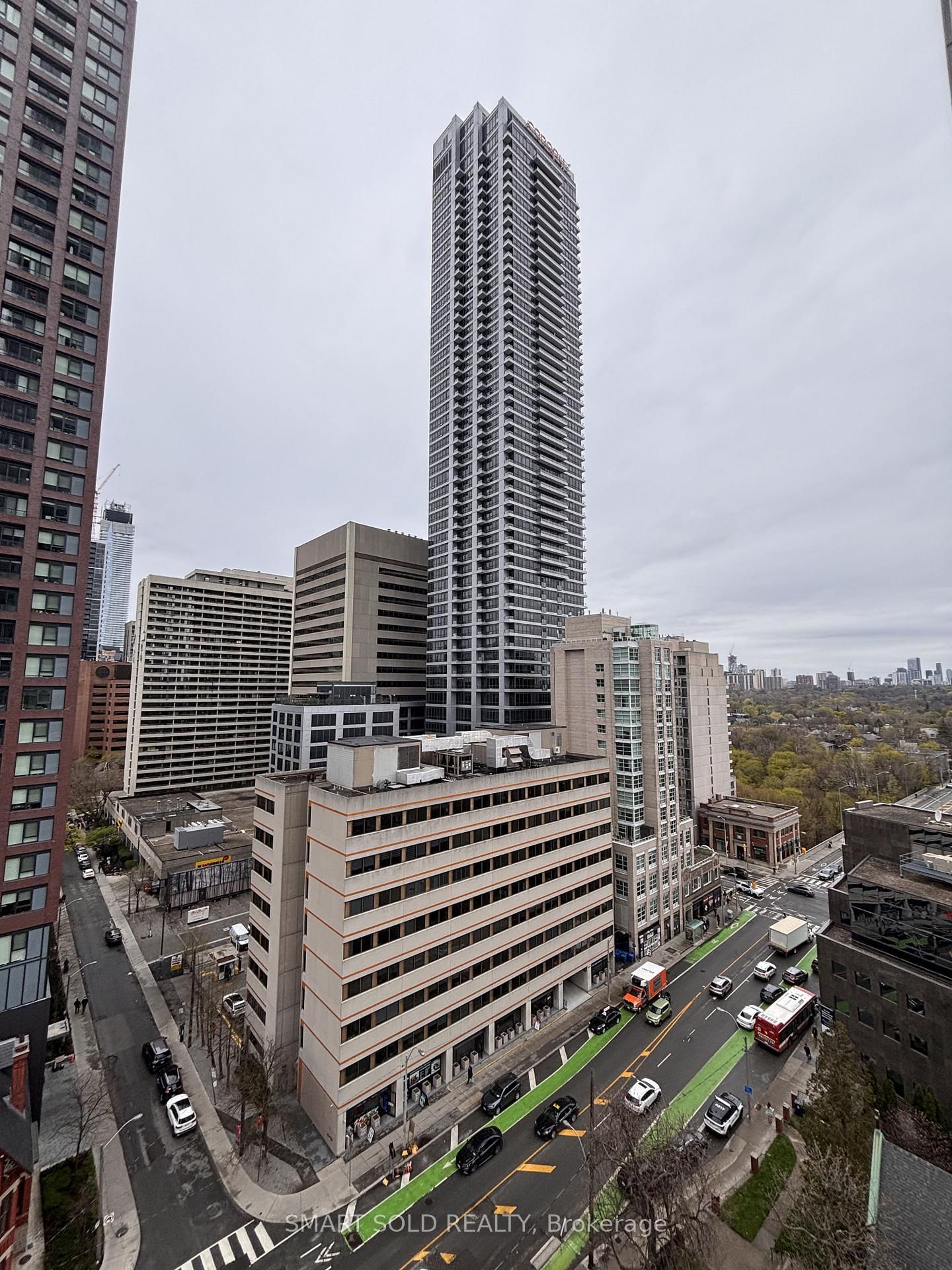 603 Sherbourne Street, Unit 1402 - Photo 12