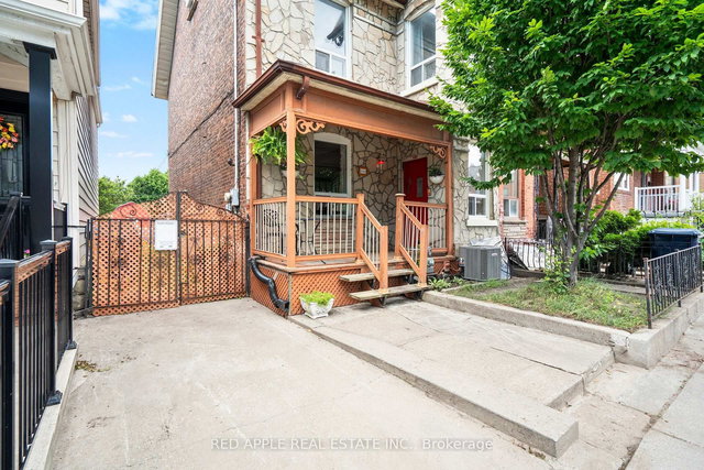 546 Dufferin Street