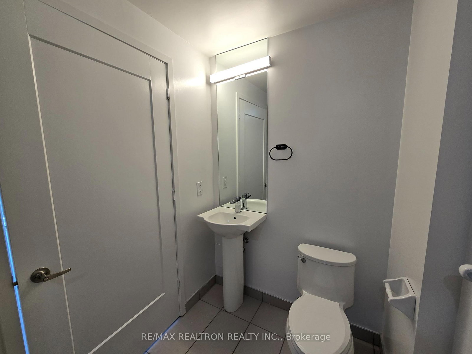 70 Princess Street, Unit 808 - Photo 14