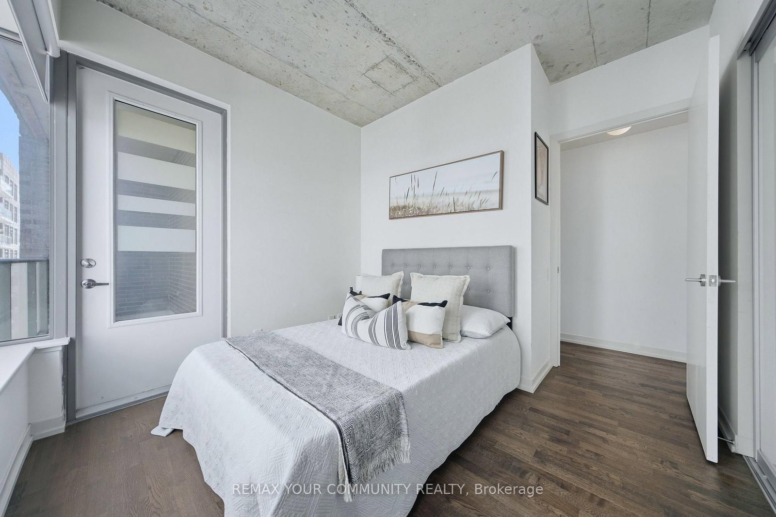 95 Bathurst Street, Unit 1307 - Photo 13