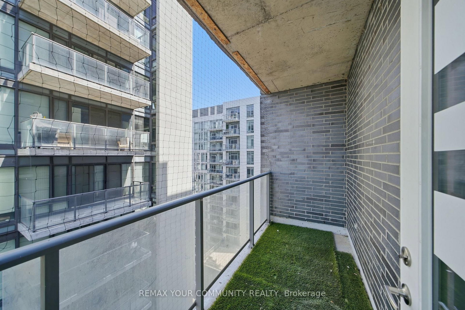 95 Bathurst Street, Unit 1307 - Photo 20