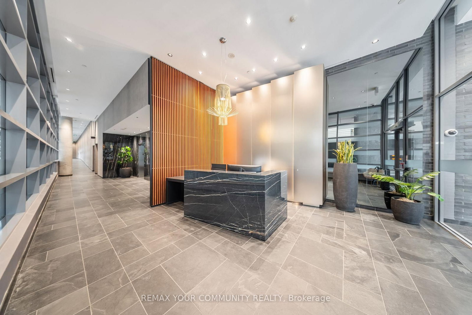 95 Bathurst Street, Unit 1307 - Photo 21