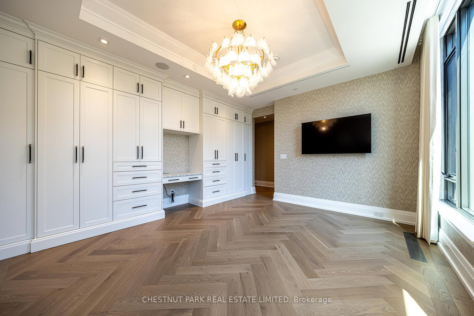 77 Clarendon Avenue, Unit 302 - Photo 18